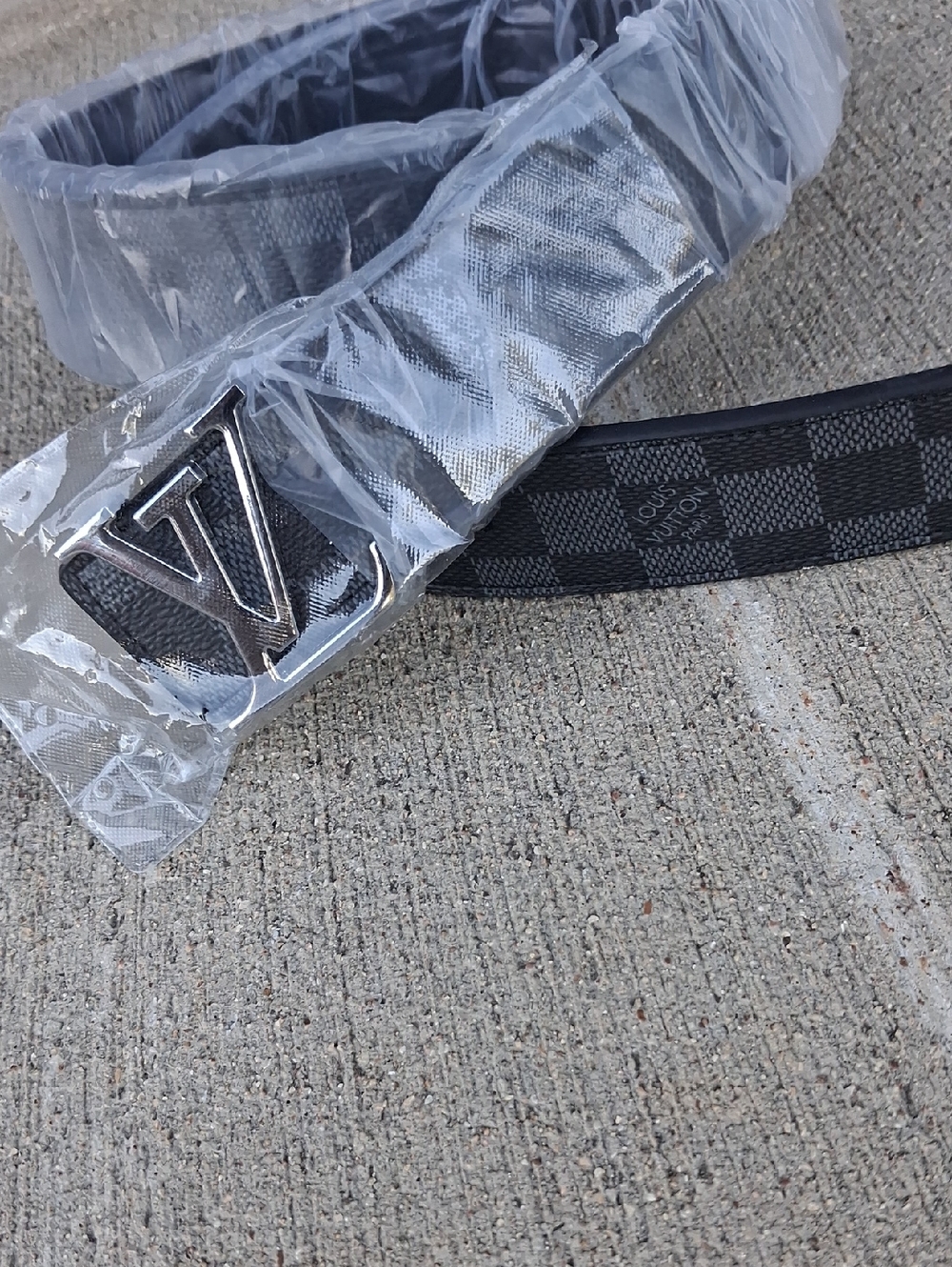 NEW Louis Vuitton Men's Black Checkered Leather Belt with LV Buckle